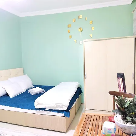 Aparthotel Karen Hotel *